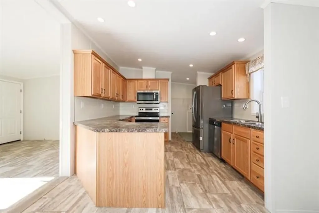 27 Firelite Road Conway NH 03818