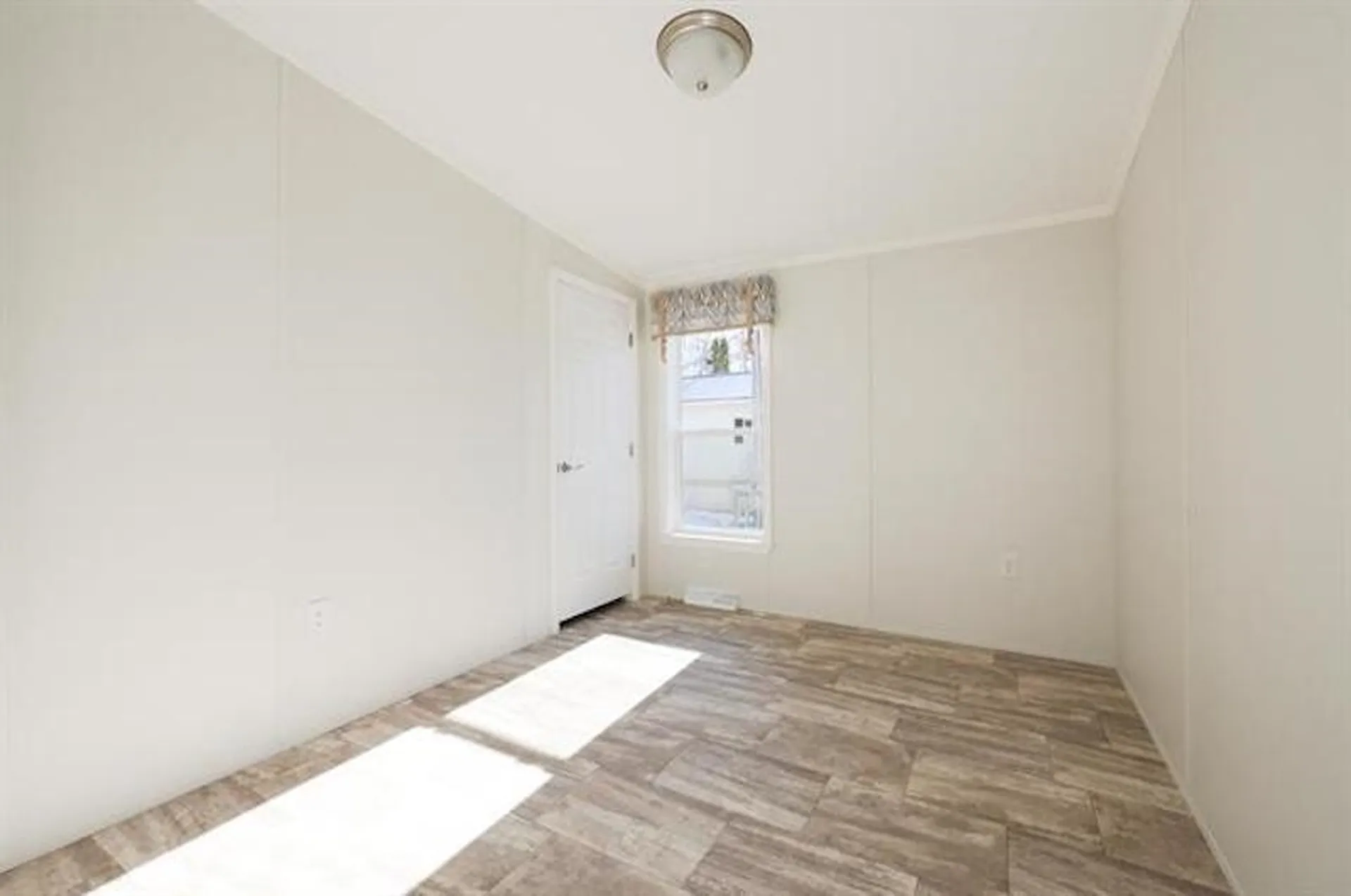 27 Firelite Road Conway NH 03818