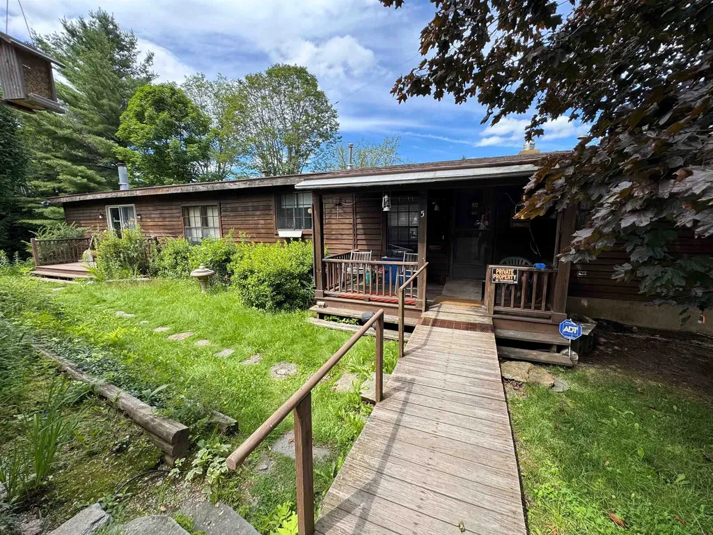 5 Camelot Drive Wilmington VT 05363
