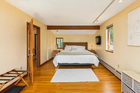 178 Forest Avenue Swanzey NH 03446