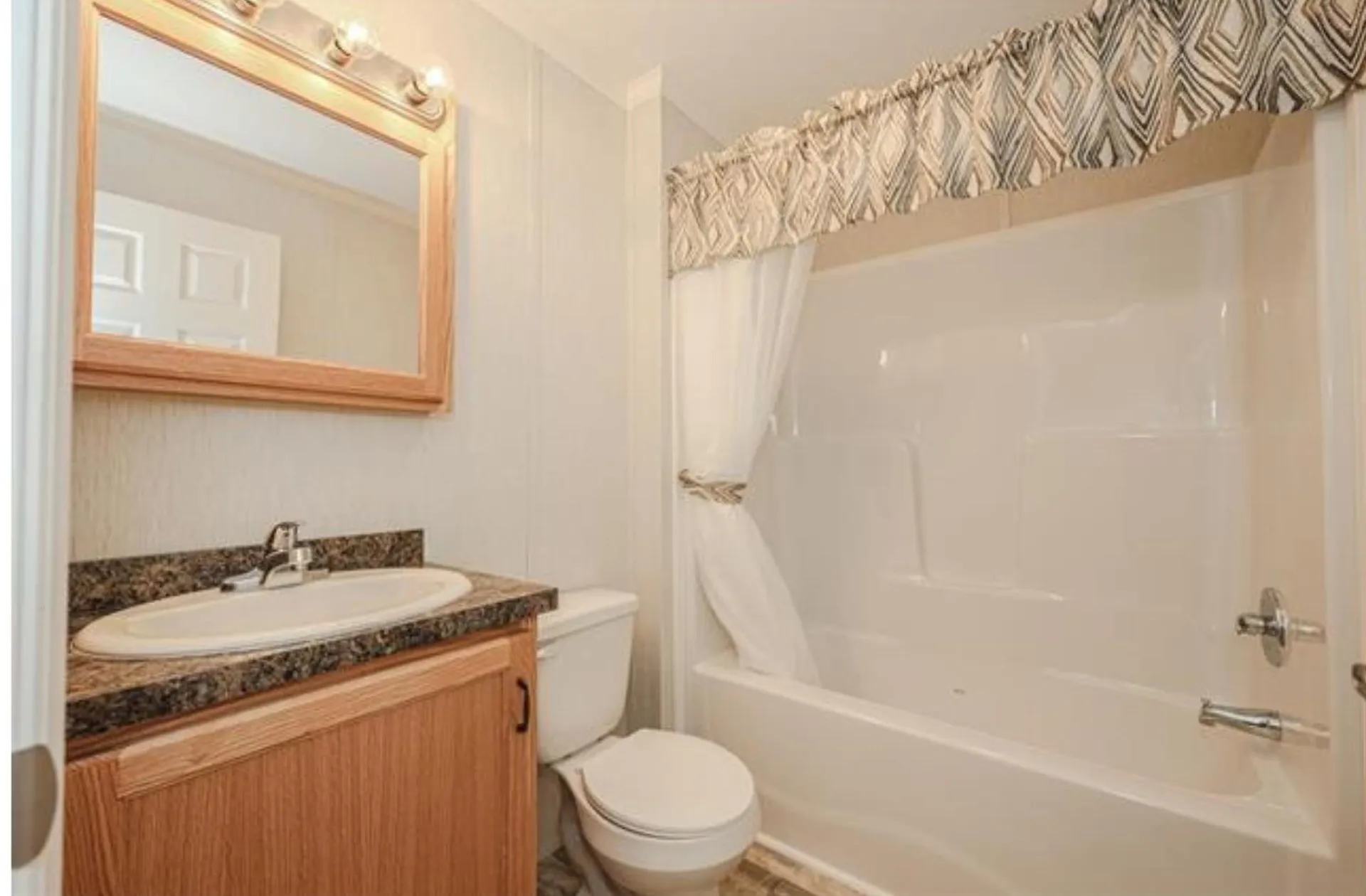 26 Campfire Street Conway NH 03818