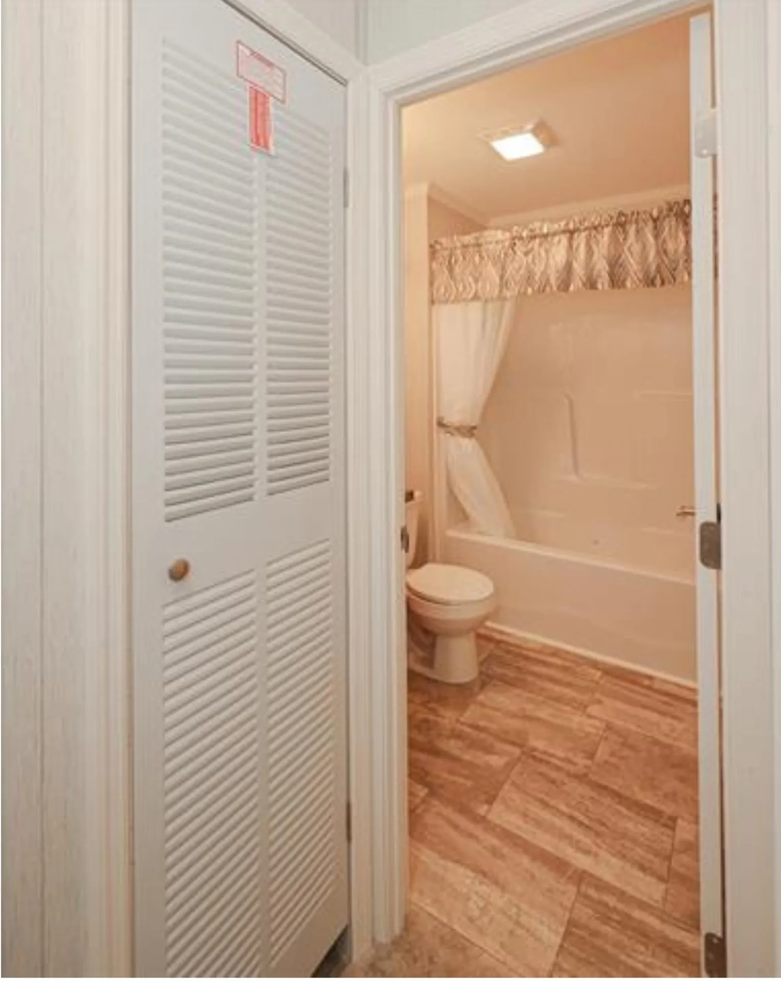 26 Campfire Street Conway NH 03818