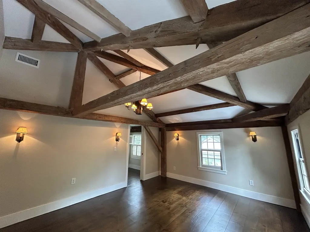 81 Front Street Exeter NH 03833