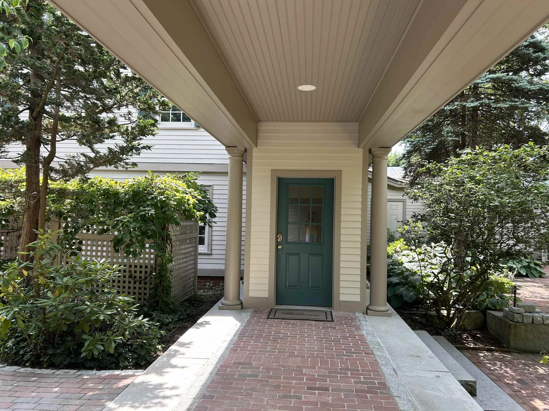 81 Front Street Exeter NH 03833