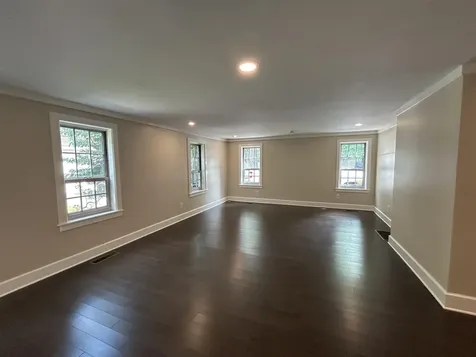 81 Front Street Exeter NH 03833