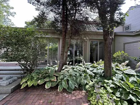 81 Front Street Exeter NH 03833