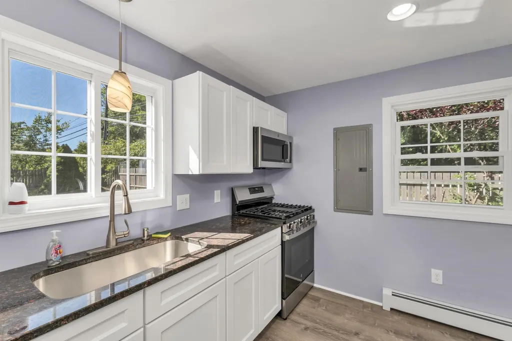 85a North Road Deerfield NH 03037