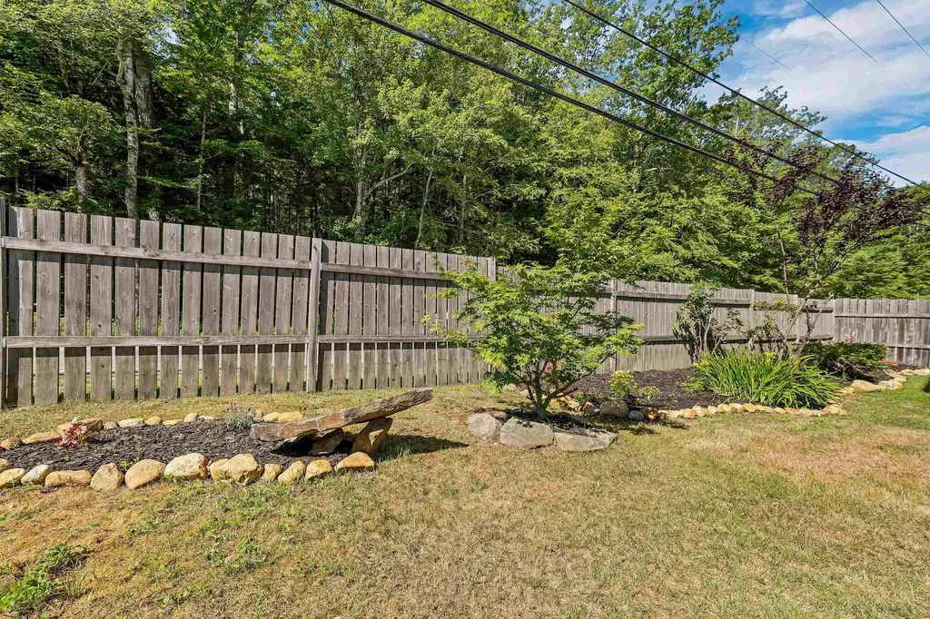 85a North Road Deerfield NH 03037