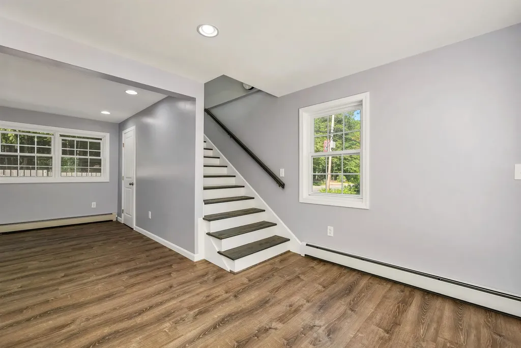 85a North Road Deerfield NH 03037