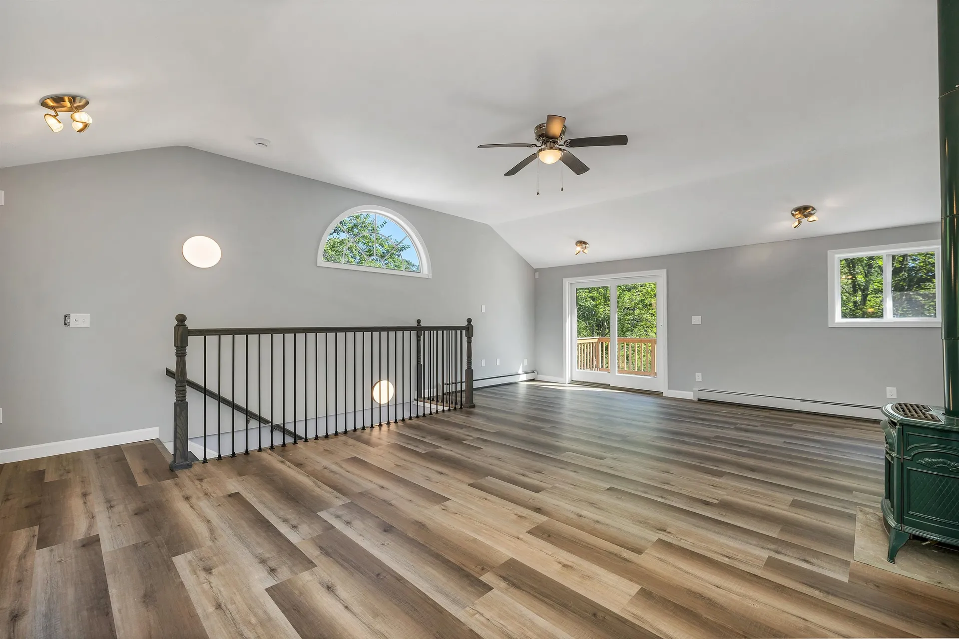 85a North Road Deerfield NH 03037