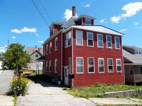 22 Cambridge Street Berlin NH 03570