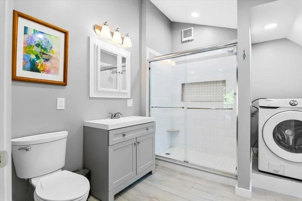 509 Thompson Pond Road Pownal VT 05261