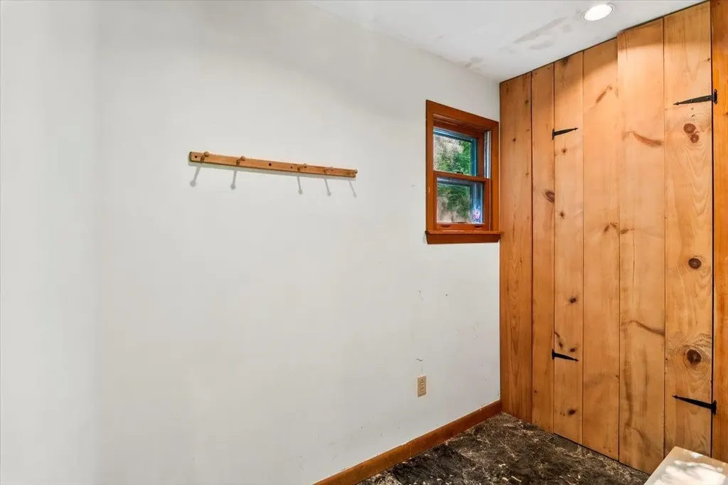 509 Thompson Pond Road Pownal VT 05261