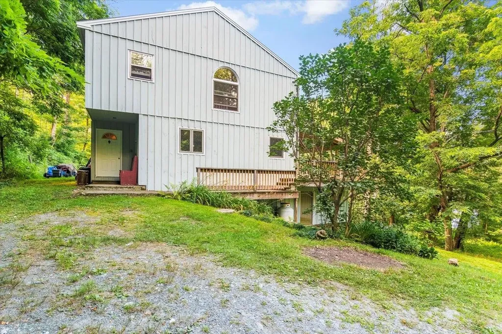 509 Thompson Pond Road Pownal VT 05261