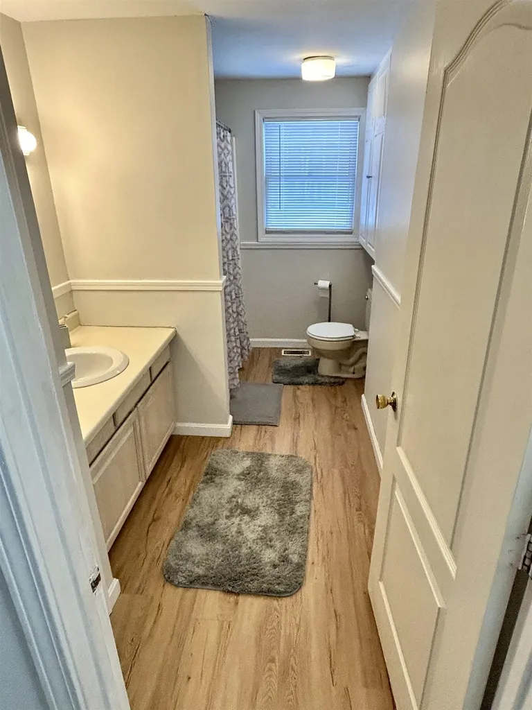 12 Pingree Hill Road Derry NH 03038