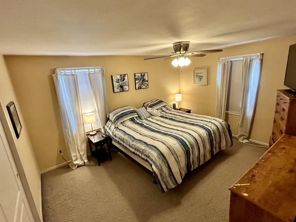 12 Pingree Hill Road Derry NH 03038