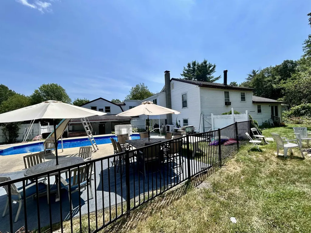 12 Pingree Hill Road Derry NH 03038