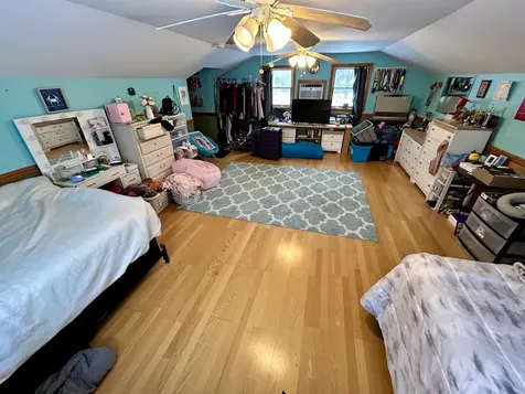 12 Pingree Hill Road Derry NH 03038