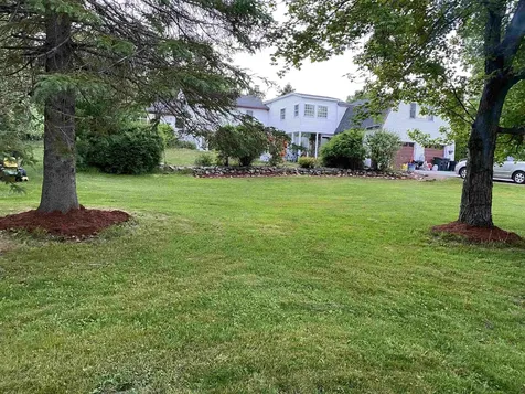 12 Pingree Hill Road Derry NH 03038