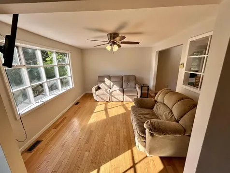 12 Pingree Hill Road Derry NH 03038