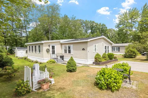 4 Leanne Drive Concord NH 03302