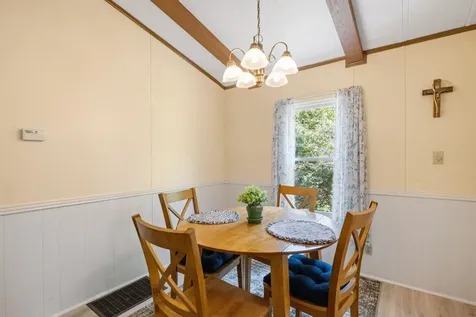 4 Leanne Drive Concord NH 03302