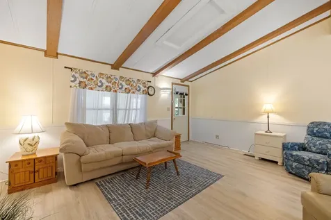 4 Leanne Drive Concord NH 03302