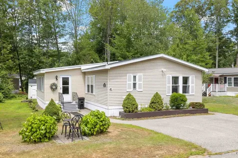 4 Leanne Drive Concord NH 03302