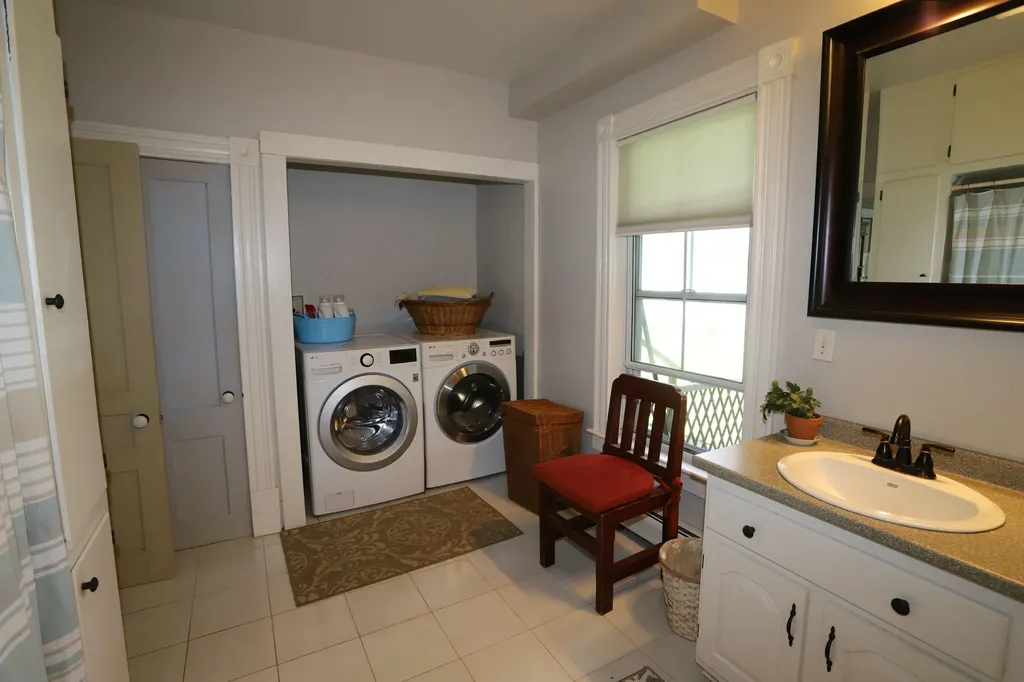 262 Main Street Derby VT 05829