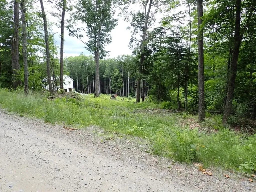 68 Norris Road Orford NH 03777