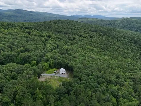 68 Norris Road Orford NH 03777