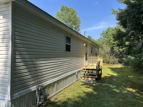 3 Pierce Lane Loudon NH 03307