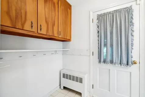 22 Kingsford Road Hanover NH 03755