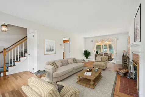 22 Kingsford Road Hanover NH 03755