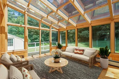22 Kingsford Road Hanover NH 03755