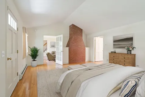 22 Kingsford Road Hanover NH 03755