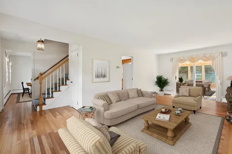 22 Kingsford Road Hanover NH 03755