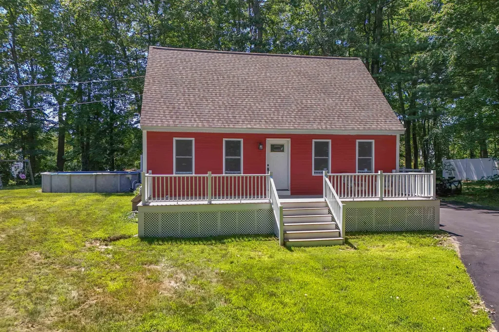 7 Kristin Drive Derry NH 03038