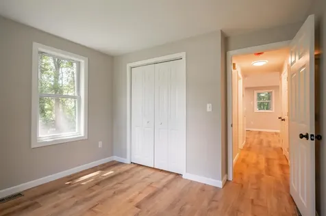 7 Kristin Drive Derry NH 03038