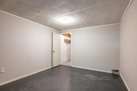 7 Kristin Drive Derry NH 03038