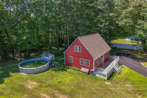 7 Kristin Drive Derry NH 03038