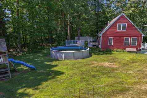 7 Kristin Drive Derry NH 03038