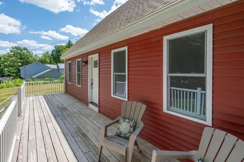 7 Kristin Drive Derry NH 03038