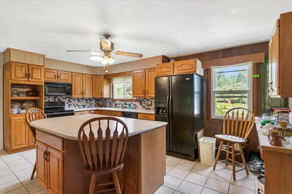 100 Mccarthy Acres Road Shaftsbury VT 05257