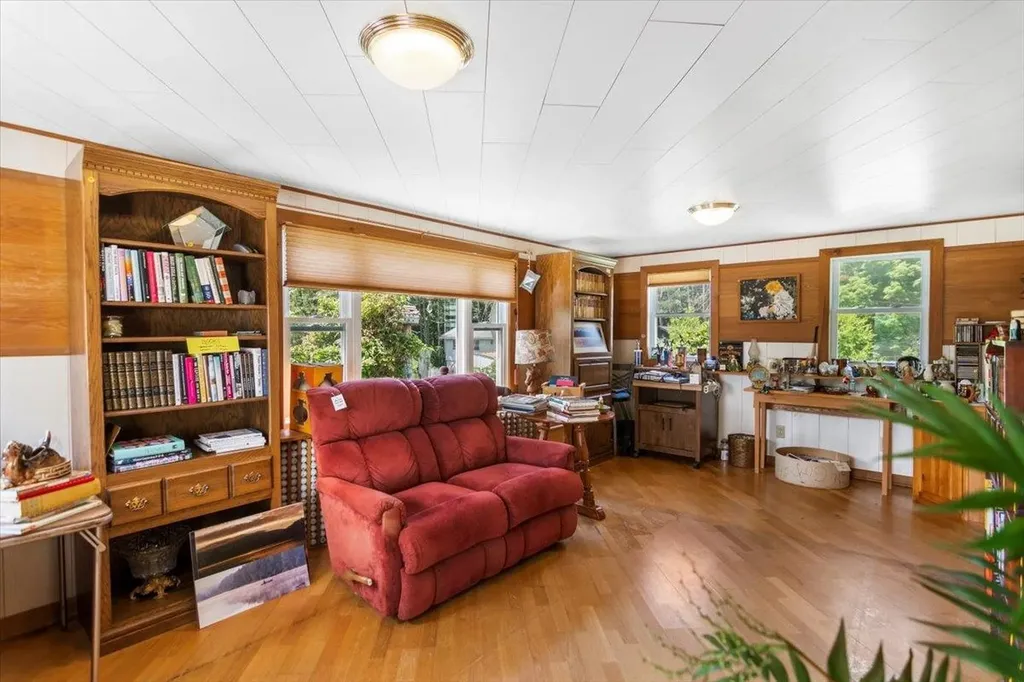 100 Mccarthy Acres Road Shaftsbury VT 05257