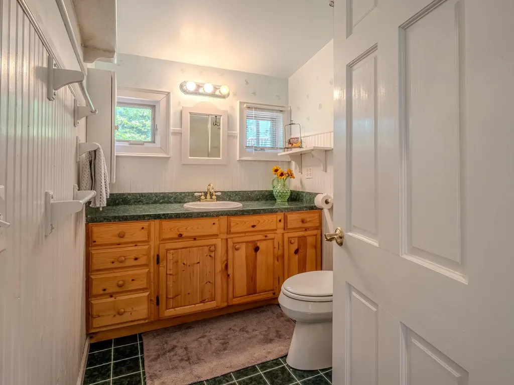 353 Stonehenge Lane Poultney VT 05764