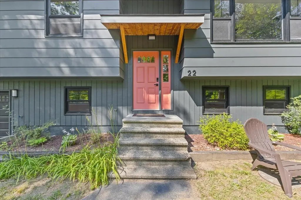 22 Greenbriar Drive Essex VT 05452