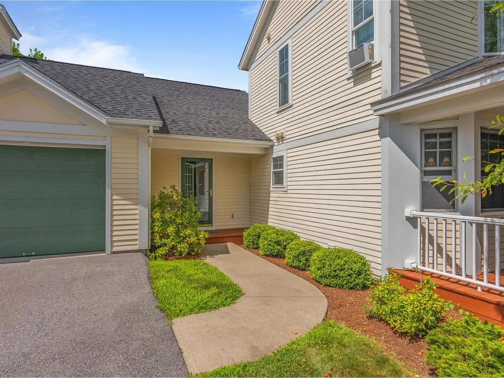 252 Commons Road Williston VT 05495
