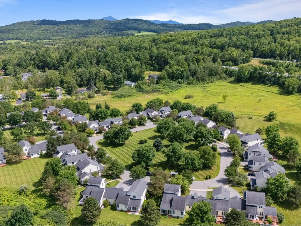 252 Commons Road Williston VT 05495