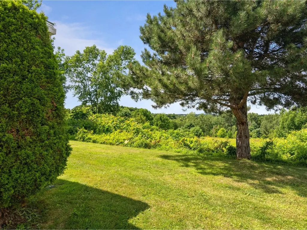 252 Commons Road Williston VT 05495
